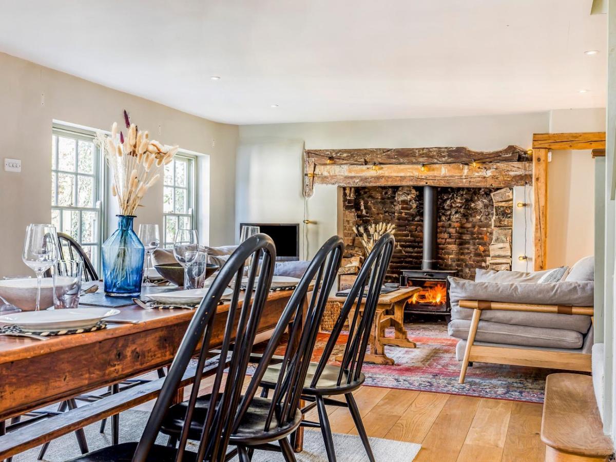 Pass The Keys Charming Downland Cottage Чичестер Экстерьер фото
